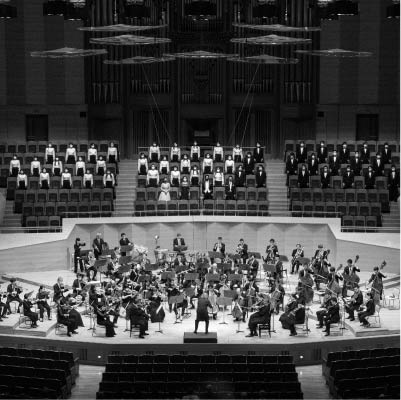 合唱：東京音楽大学<br>管弦楽：日本フィルハーモニー交響楽団